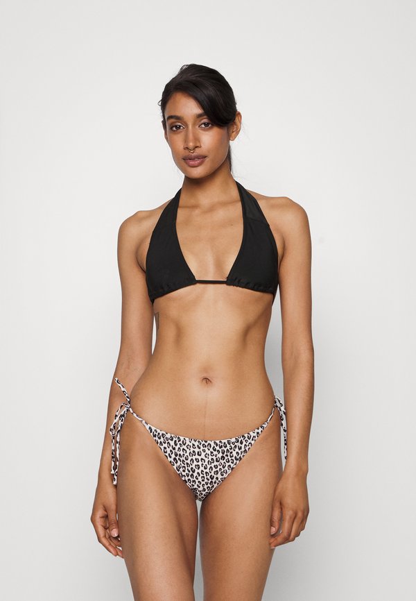 Weekday HALTER TRIANGLE