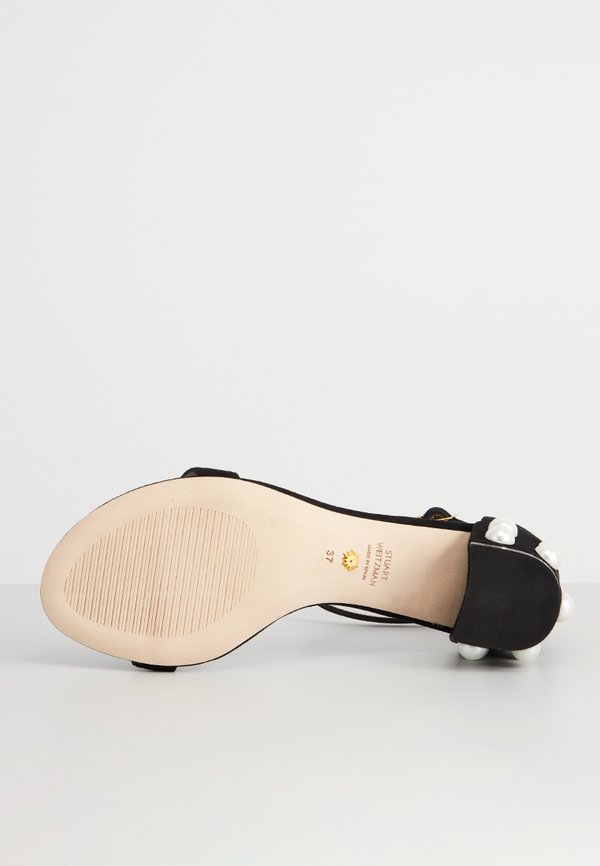 Stuart Weitzman