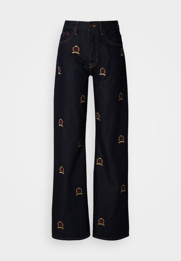 Tommy Jeans MIA CREST EMBROIDERY RELAXED STRAIGHT LEG JEANS