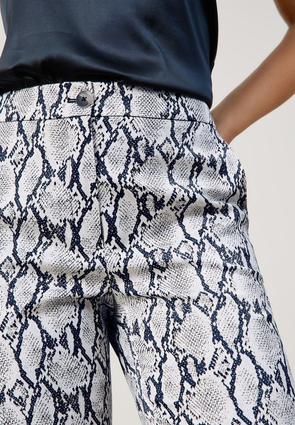 Gerry Weber  MIT SCHLANGENDESSIN