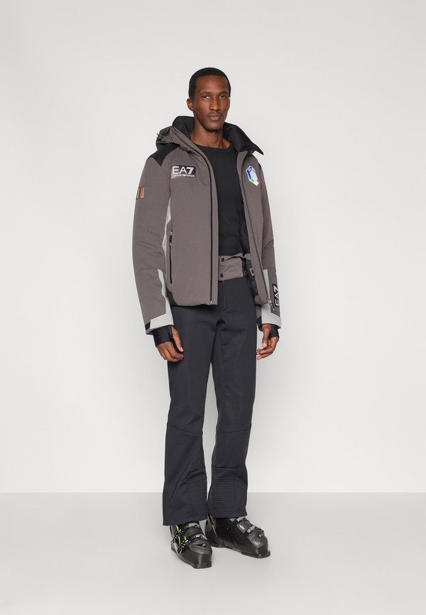 EA7 Emporio Armani