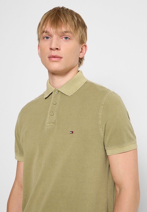 Tommy Hilfiger REGULAR FIT