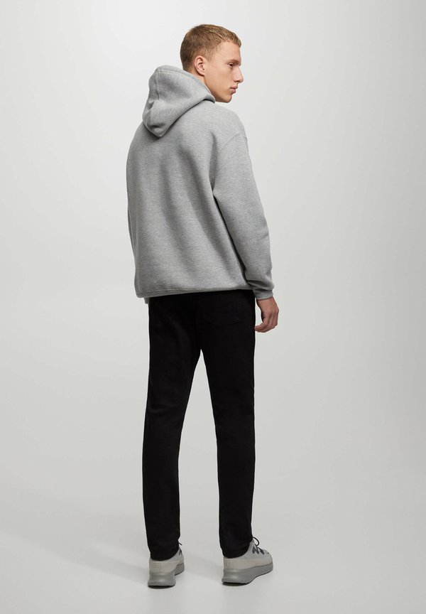 PULL&BEAR BASIC COMFORT