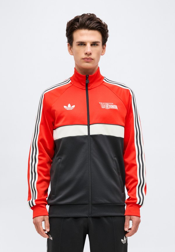 adidas Originals UNION BERLIN TRACK - Club wear - active red/carbon