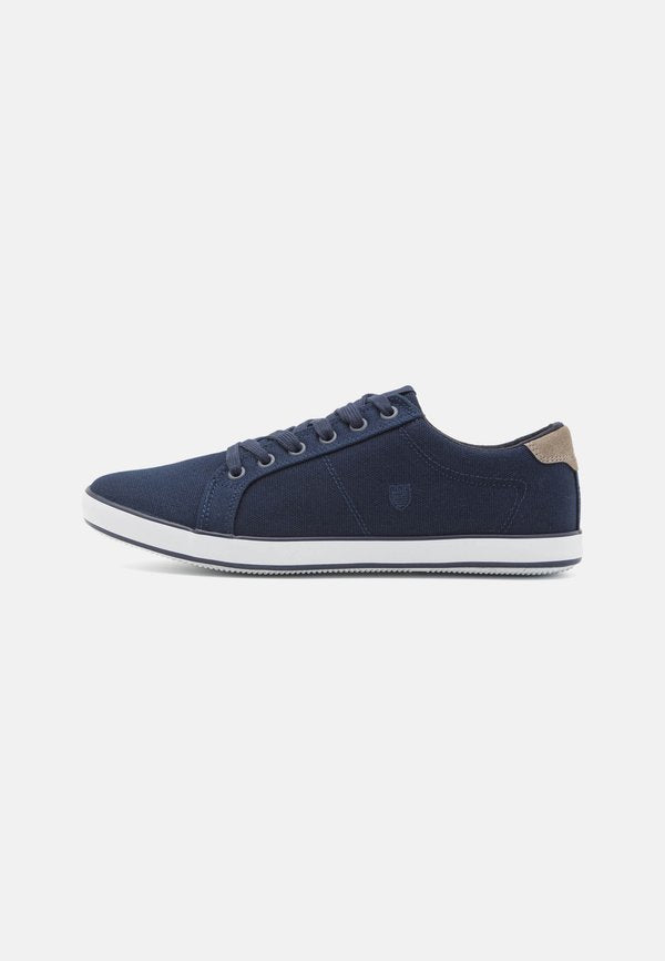 Pier One by Zalando