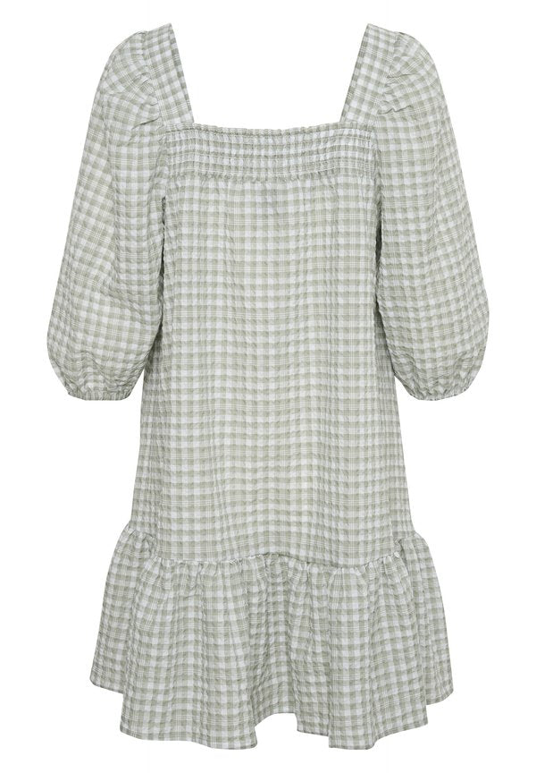 My Essential Wardrobe  MWSALLY