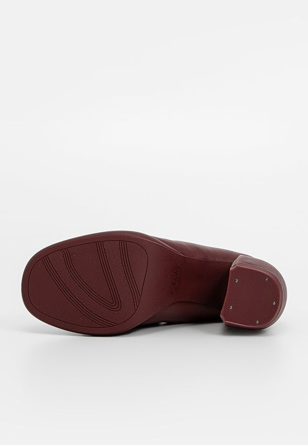 Clarks CUR
