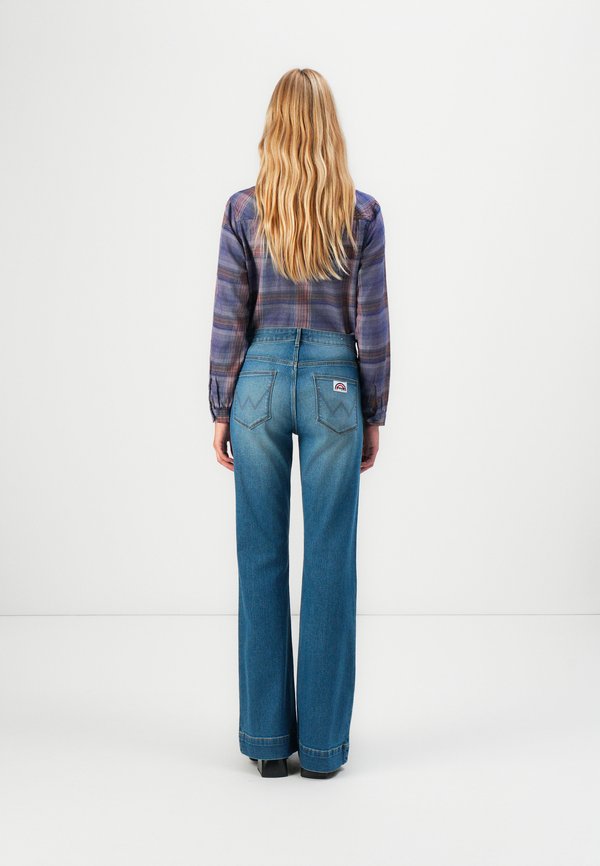 Wrangler FLARE