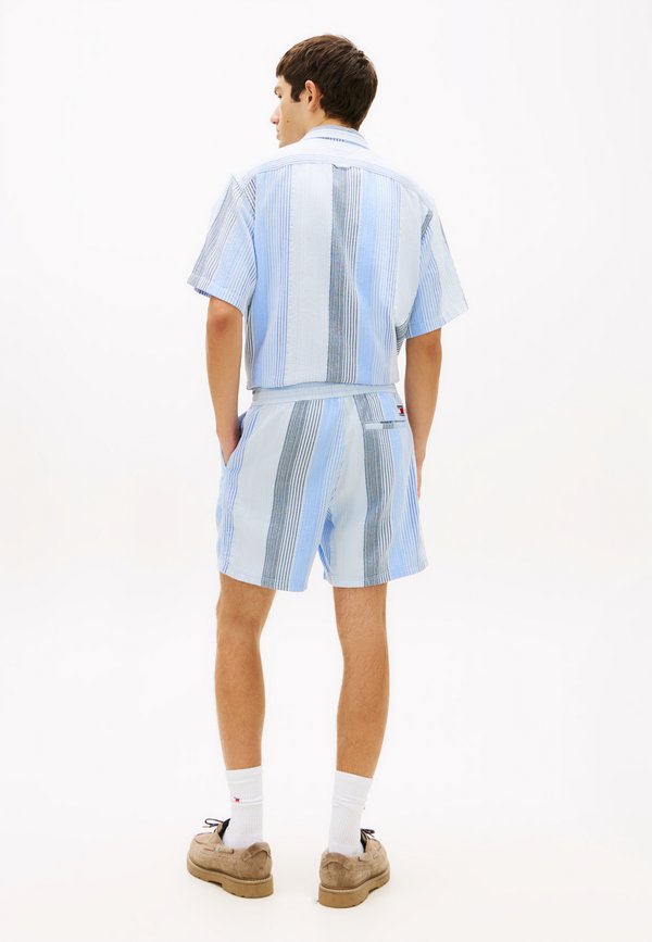 Tommy Jeans DOBBY STRIPE RELAXED SHORTS