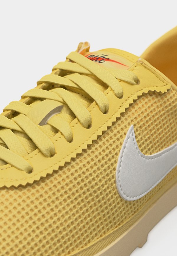 Nike Sportswear ASTROGRABBER