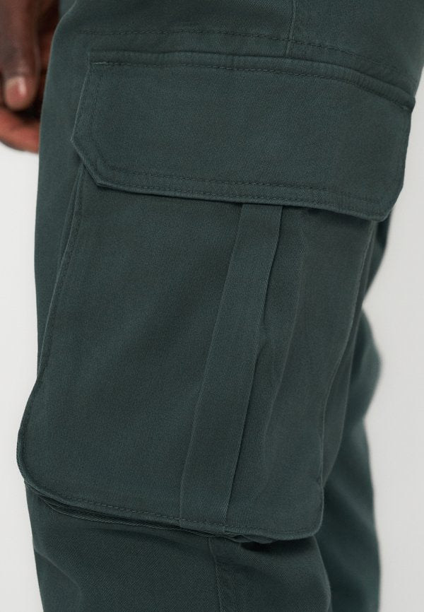 Pier One by Zalando