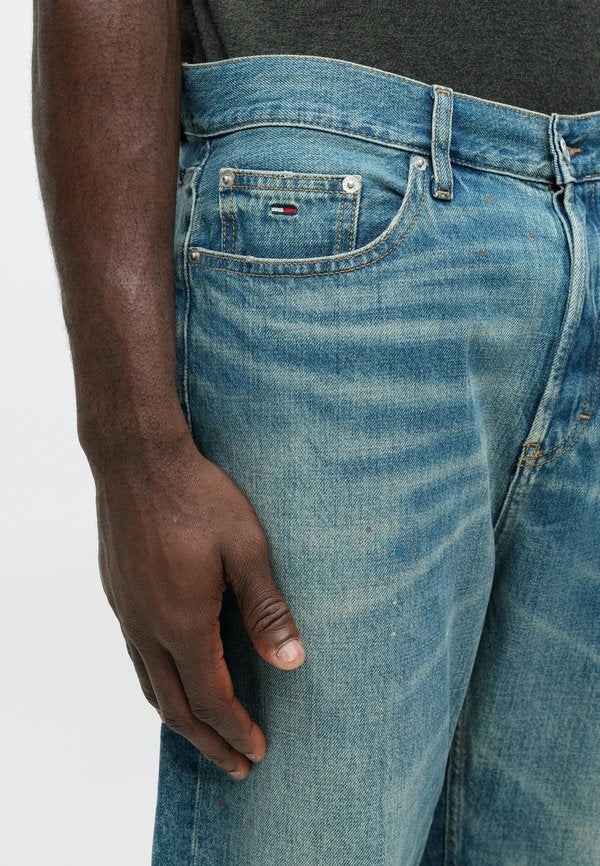 Tommy Jeans SONNY WHISKERED REGULAR TAPERED LEG JEANS