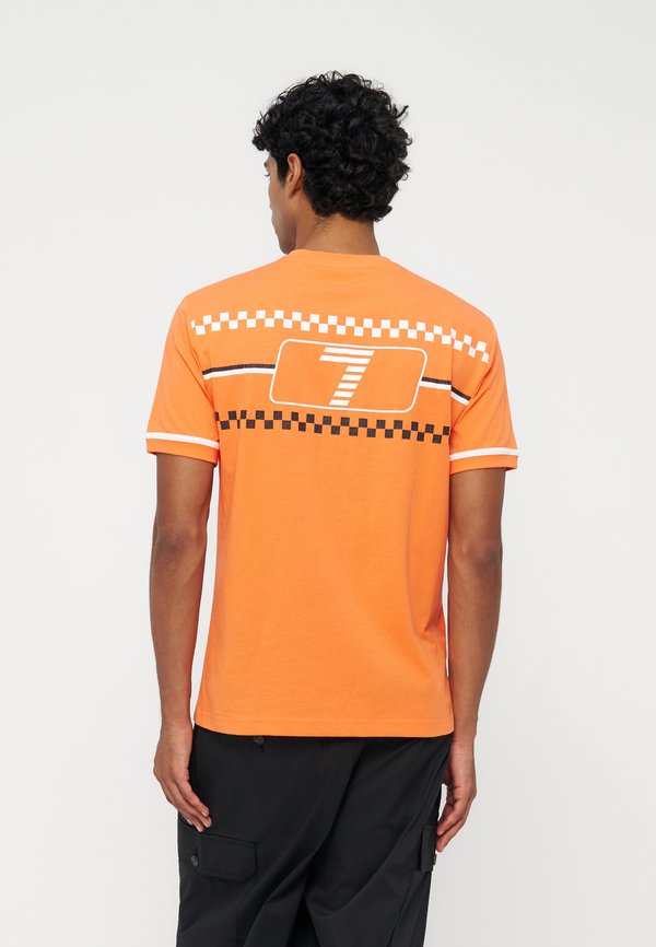 EA7 Emporio Armani