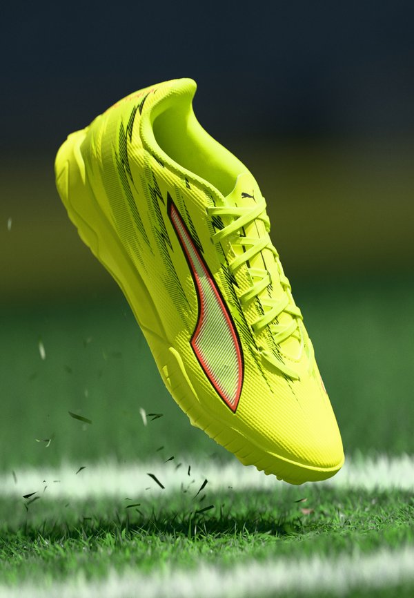 Puma ULTRA 6 PLAY TT