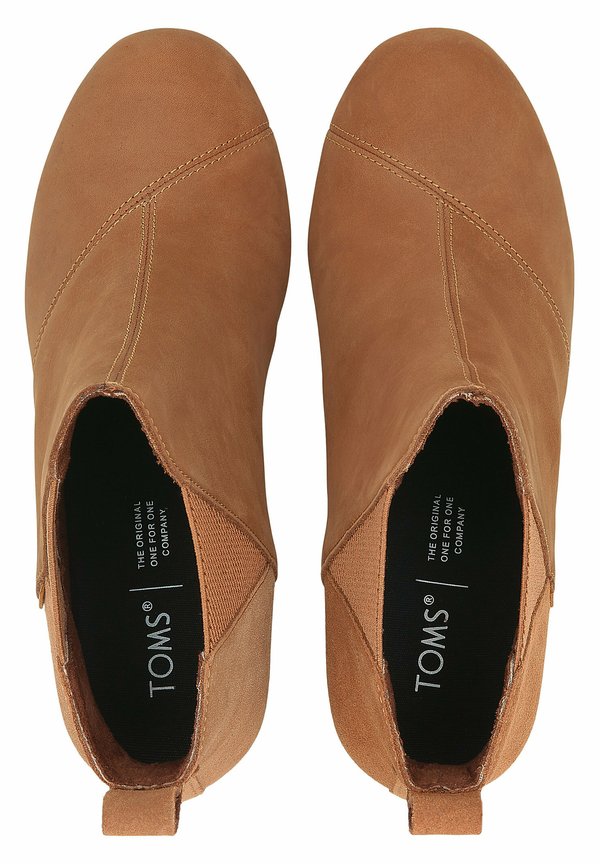 TOMS KELSEY