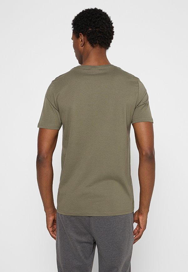 Lindbergh RELAXED FIT