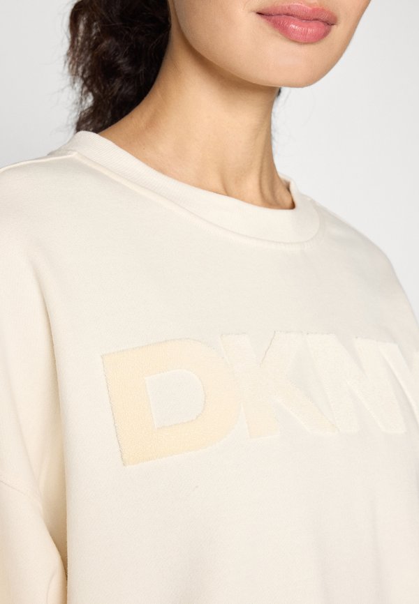 DKNY Sport