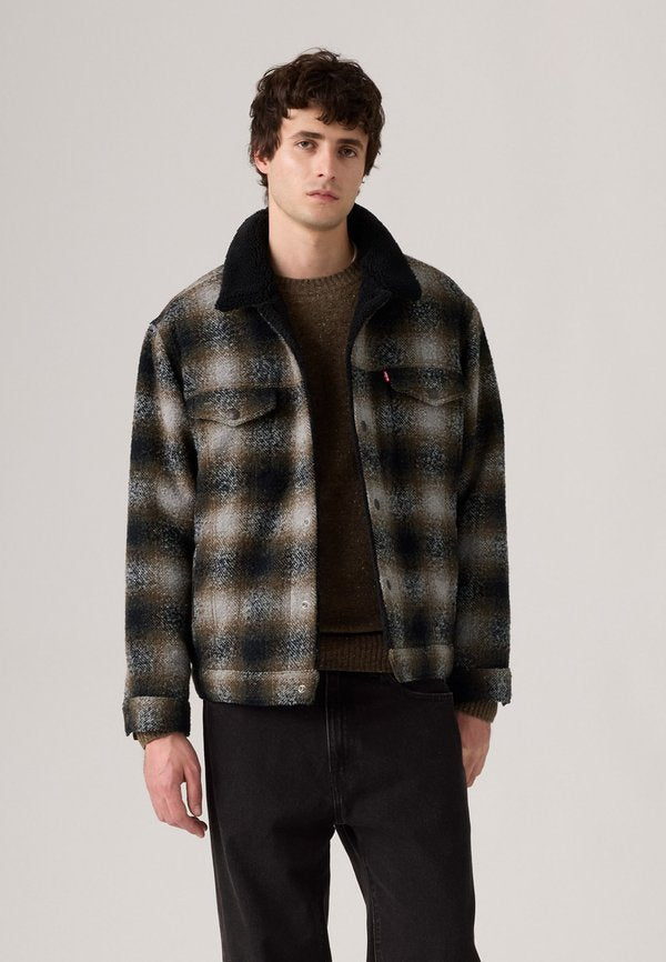 Levi's® RELAXED FIT