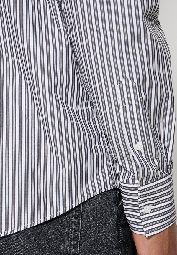 KARL LAGERFELD MODERN FIT