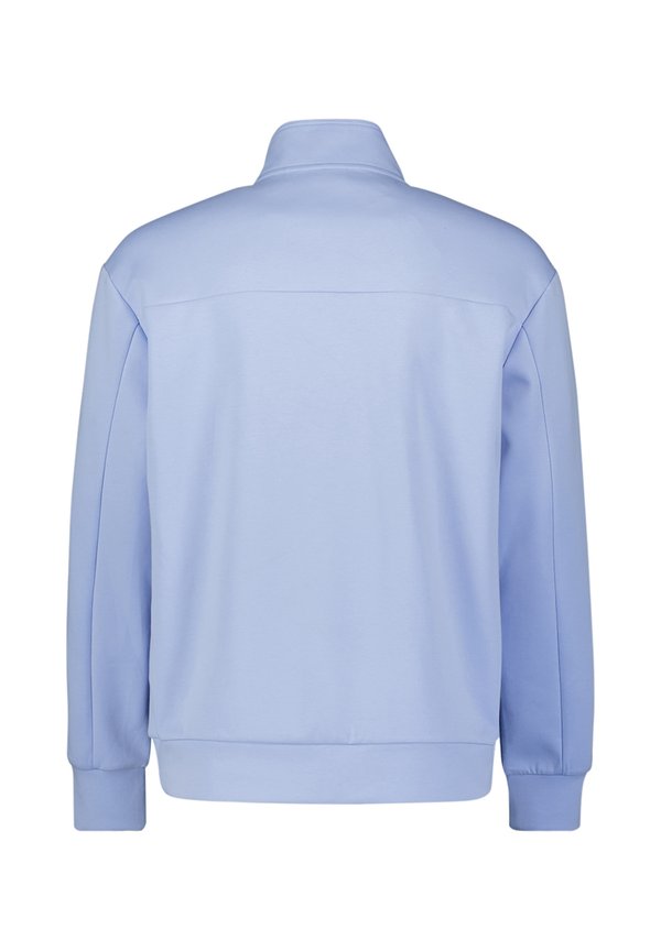 NO EXCESS HALF-ZIP
