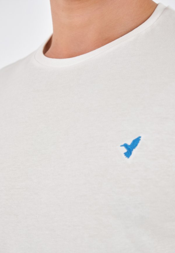 Pier One by Zalando BASIC SLIM EMBROIDERY T SHIRT