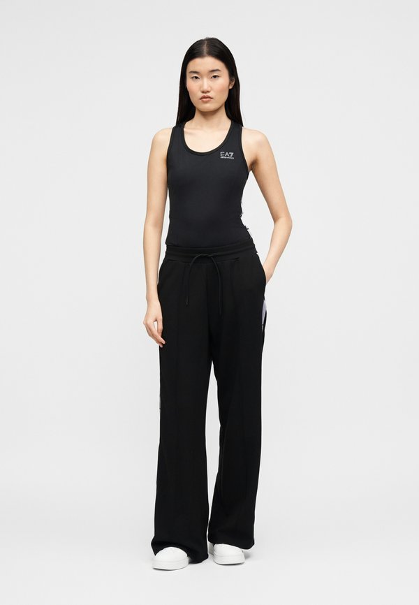 EA7 Emporio Armani