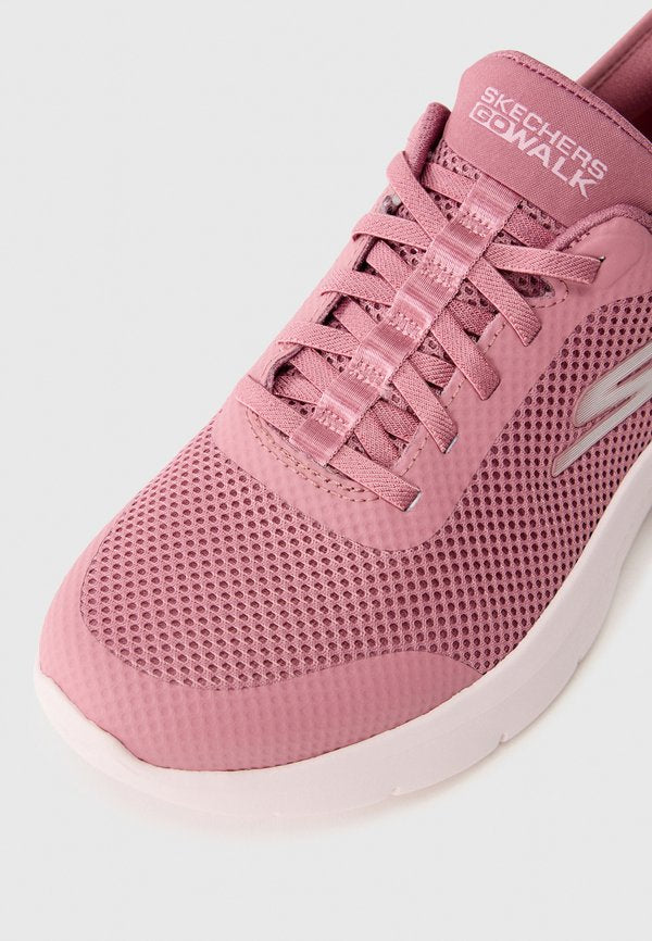 Skechers GO WALK