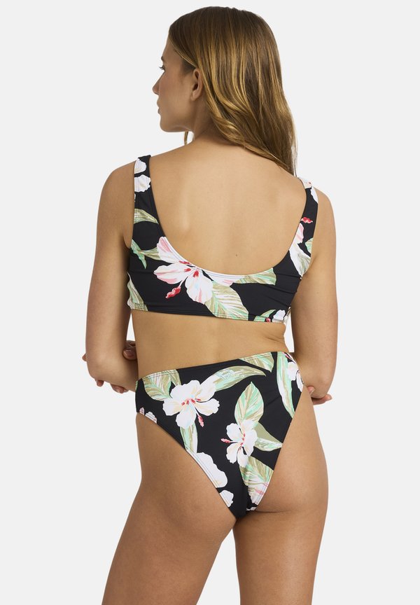 Roxy PT ESSENTIALS UW DCUP