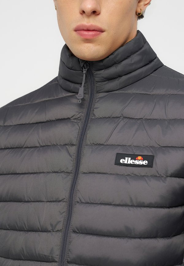 Ellesse OMAK