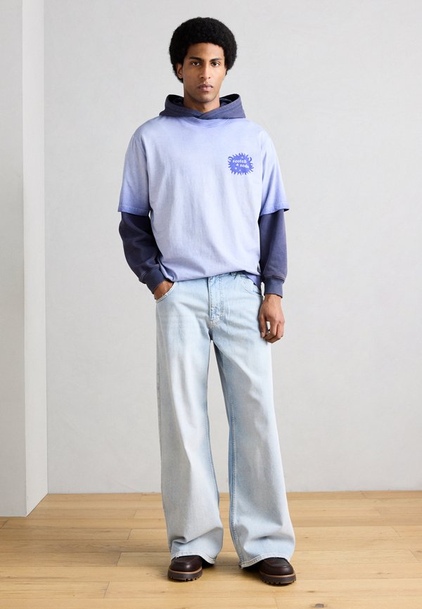 Scotch & Soda FRONT AND BACK ARTWORK LOOSE FIT COLDDYED