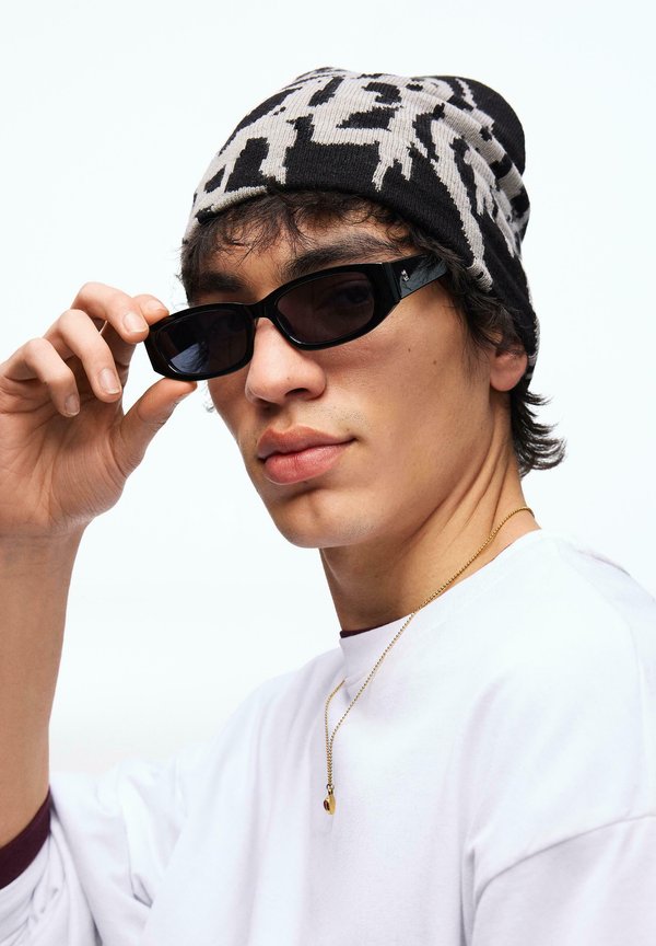 Bershka RESIN - Sunglasses - black