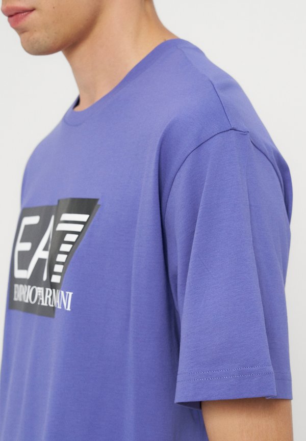 EA7 Emporio Armani