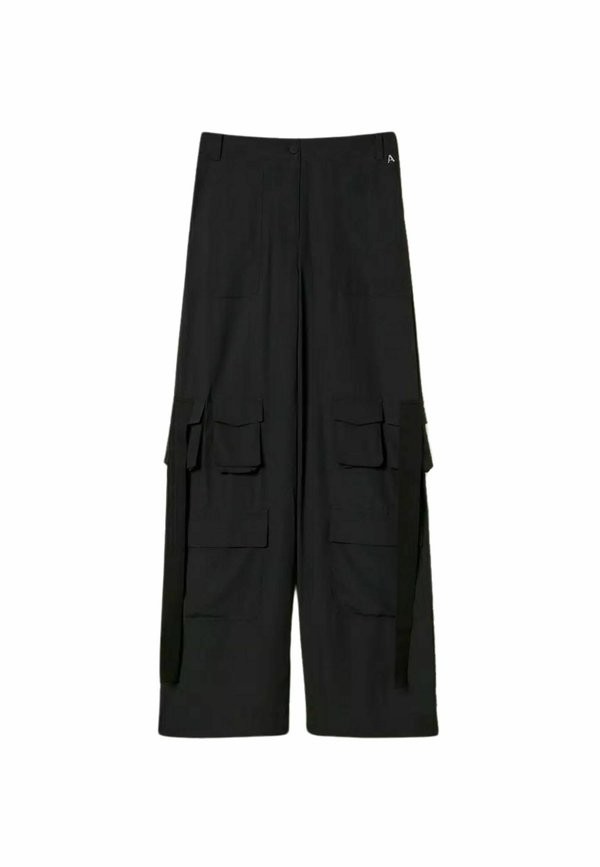 TWINSET