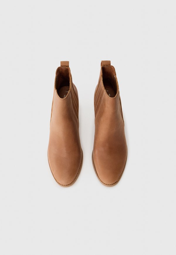 TOMS NOA