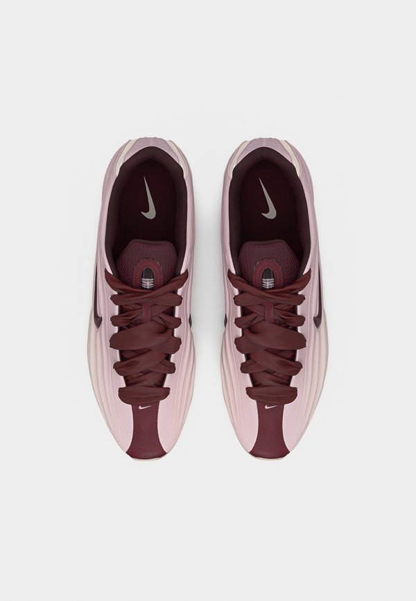 Nike Sportswear SHOX Z SE