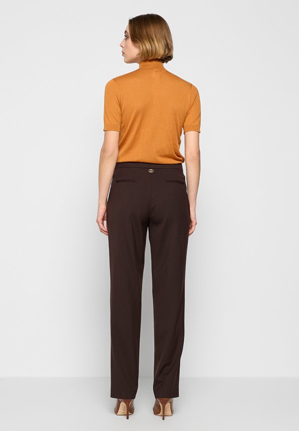 TWINSET