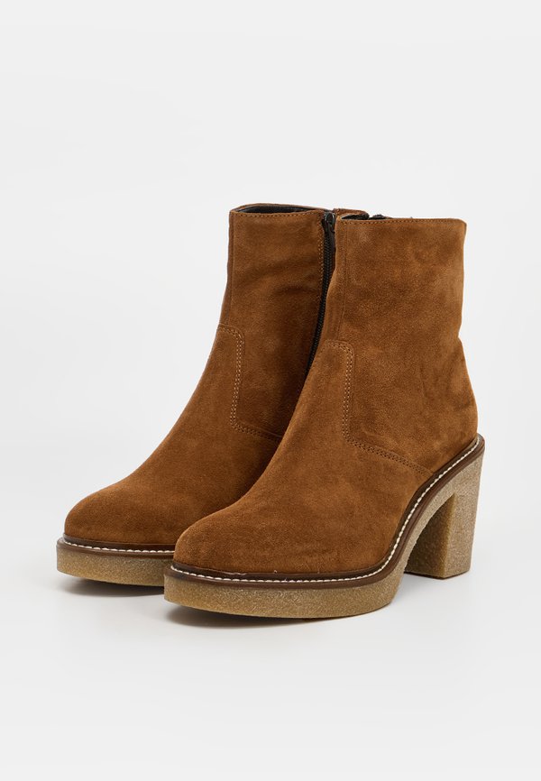 Clarks COLDEN UP