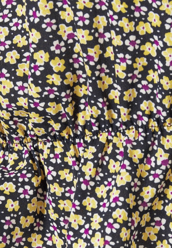 Pieces PCMELLA CROPPED