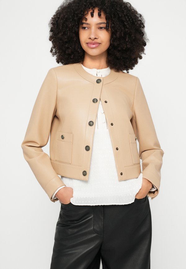 TWINSET