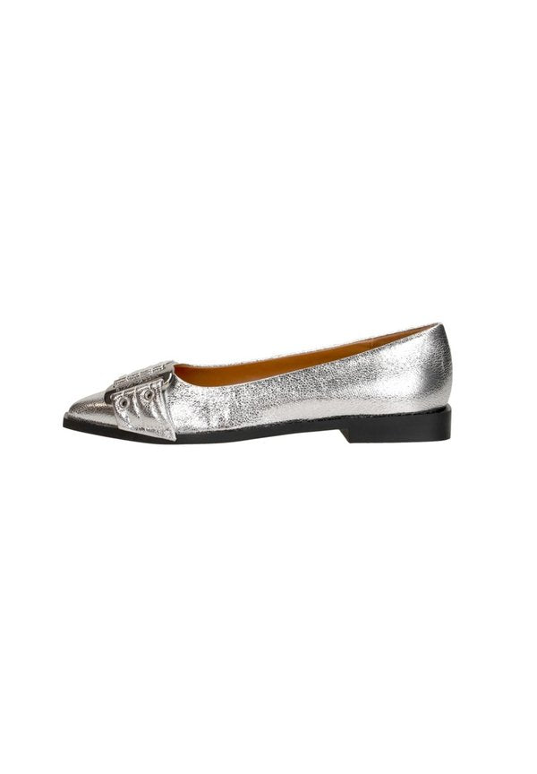 Steve Madden GRAIL