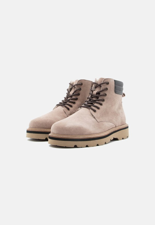Pier One by Zalando LEATHER