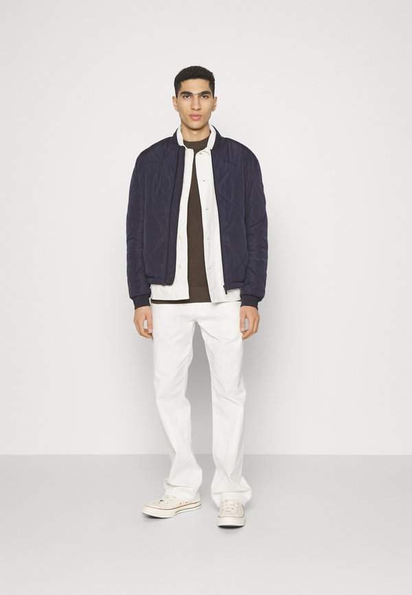 Calvin Klein SIGNATURE QUILT