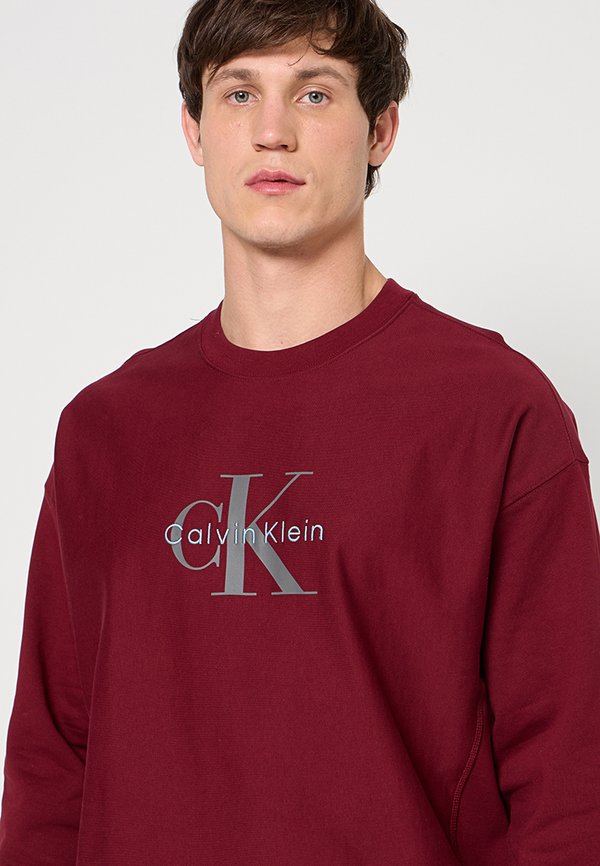 Calvin Klein Jeans