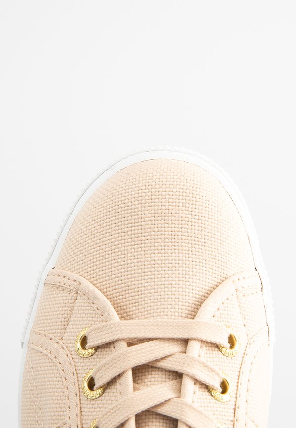 Superga