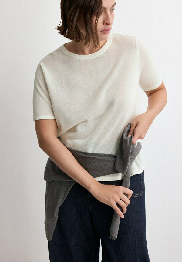 Mango Basic T-shirt - beige