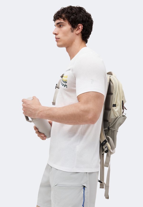 Peak Performance EXPLORE GRAPHIC TEE MEN