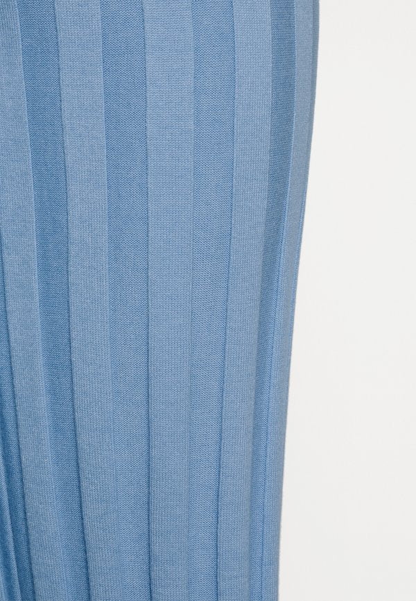 Even&Odd Tall by Zalando