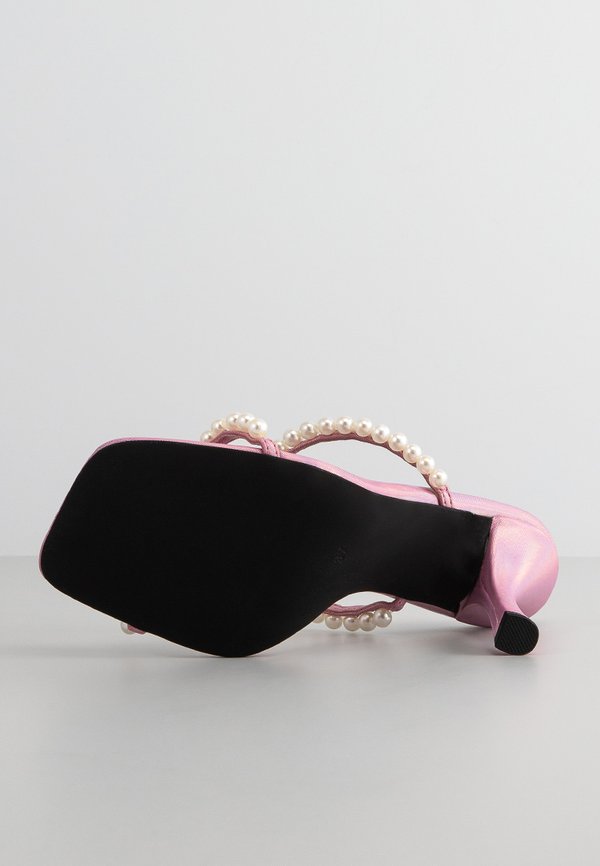 Jeffrey Campbell AKOYA