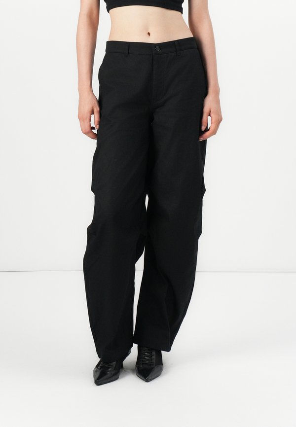 Noisy May NMFRANKIE PANT