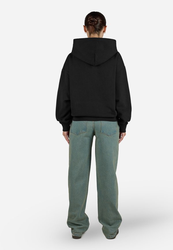 Pegador LEVADIA HOODIE